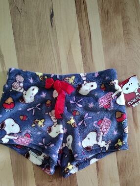 Peanuts Plush Snoopy Lounge Shorts with Red Bow